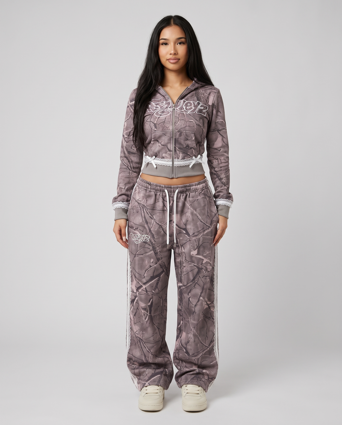 Astleyz Lace Camo Set – worn front