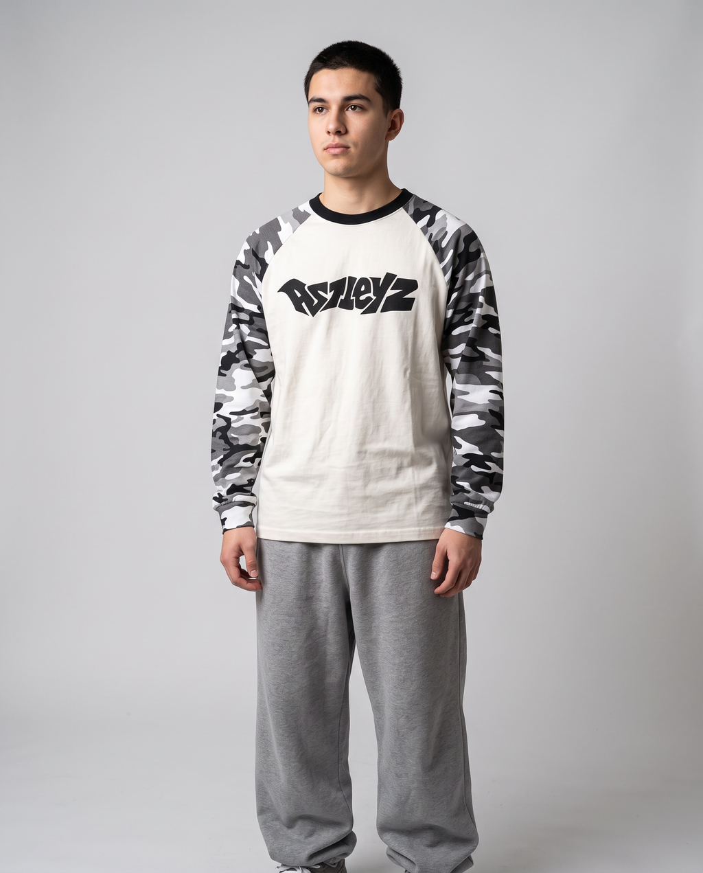 Astleyz Snow Camo Raglan – worn