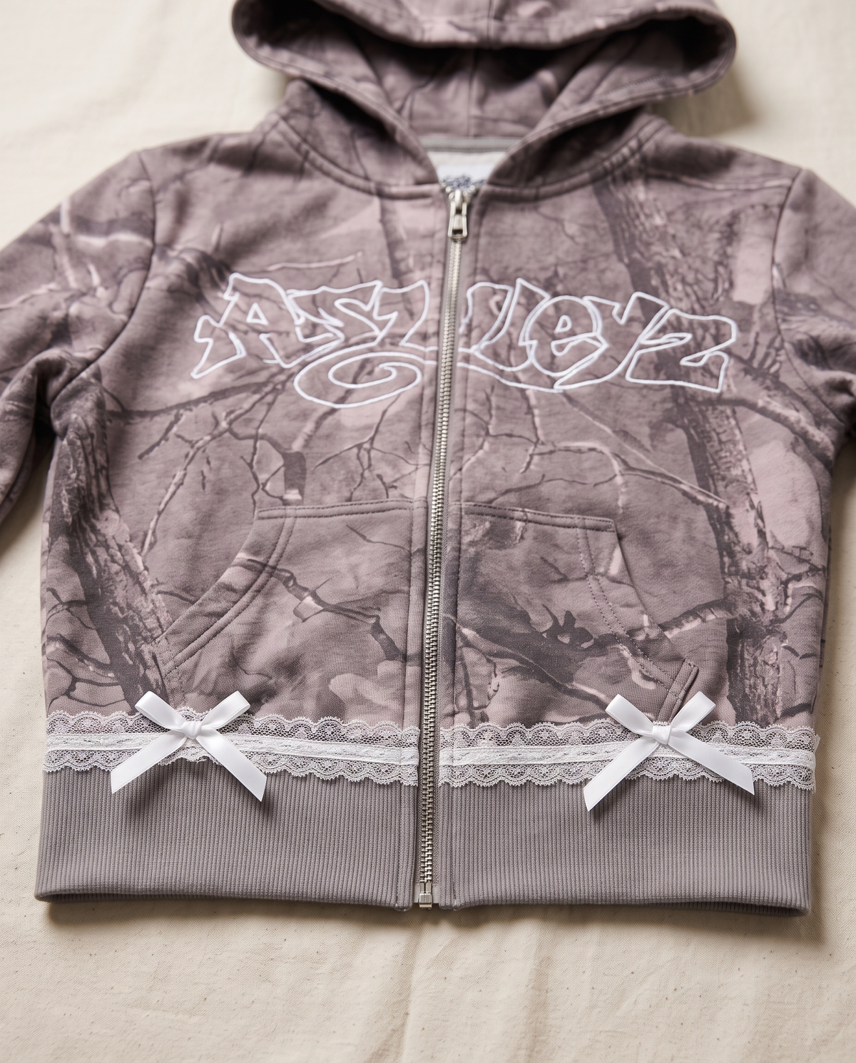 Astleyz Lace Camo Set – lace detail